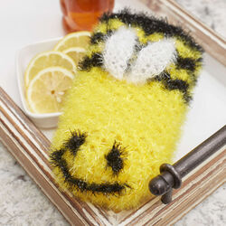 Bee Sparky Clean Scrubby