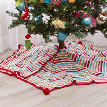 Pompom Trimmed Tree Skirt