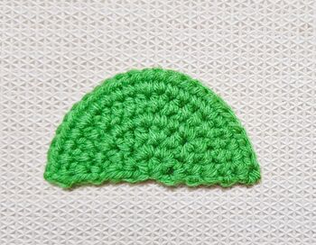 How to Make a Perfect Semi Circle With Half Double Crochets