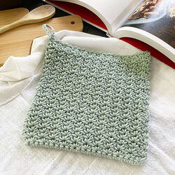 Lacy Dainty Potholder