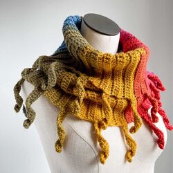 Curly Cute Cowl