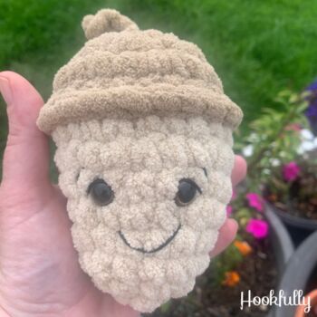 Amigurumi Acorn