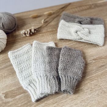 Linked Stitch Wrist Warmers