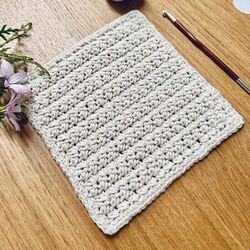 Crossed Half Double Crochet Washcloth