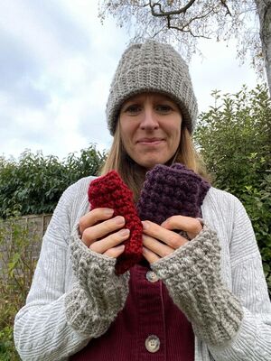 Cosy Berry Hat and Mittens