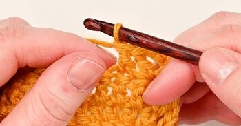 Invisible Double Crochet Decrease – How To