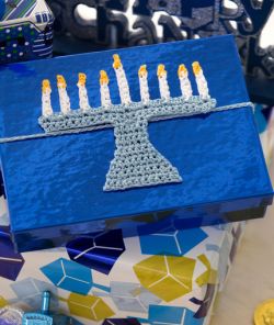 Menorah Gift Tie